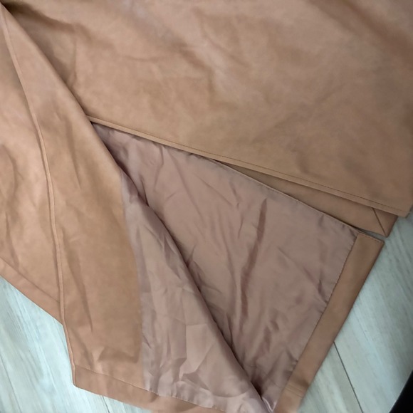 Avec Les Filles Tan Faux Leather Double Breasted Trench Coat Women's XL no belt - Picture 2 of 6